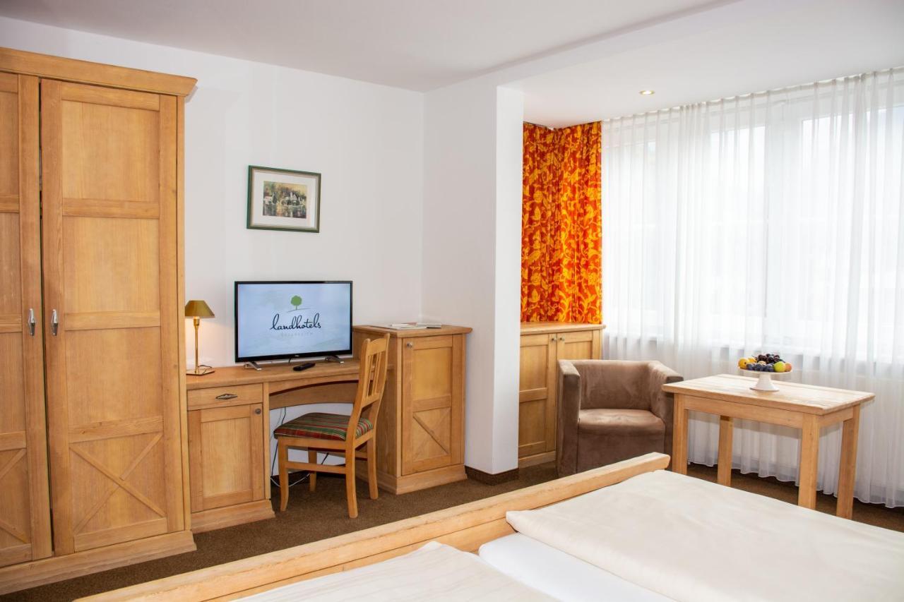 Landhotel Post Ebensee Am Traunsee ***S Bagian luar foto